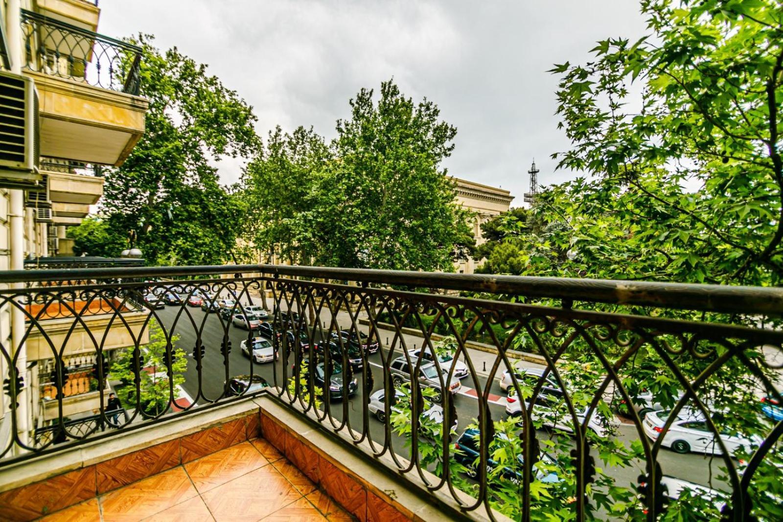 Center Hotel Baku Exterior photo